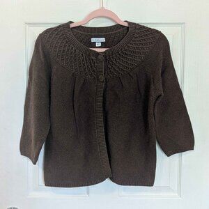 Croft & Barrow Size Medium Brown Knit w/ 2 Buttoned Top